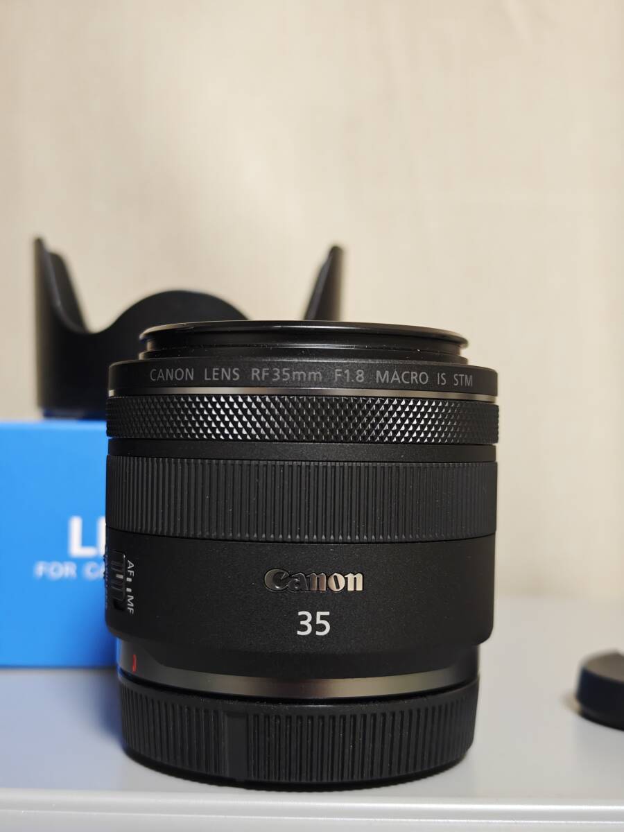 RF35mm F1.8 MACRO IS STM （社外品フード付き）_画像3