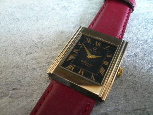 WSP-01585-45 WALTHAM ウォルサム Maxim DYNAX クォーツ 腕時計 1点の画像1