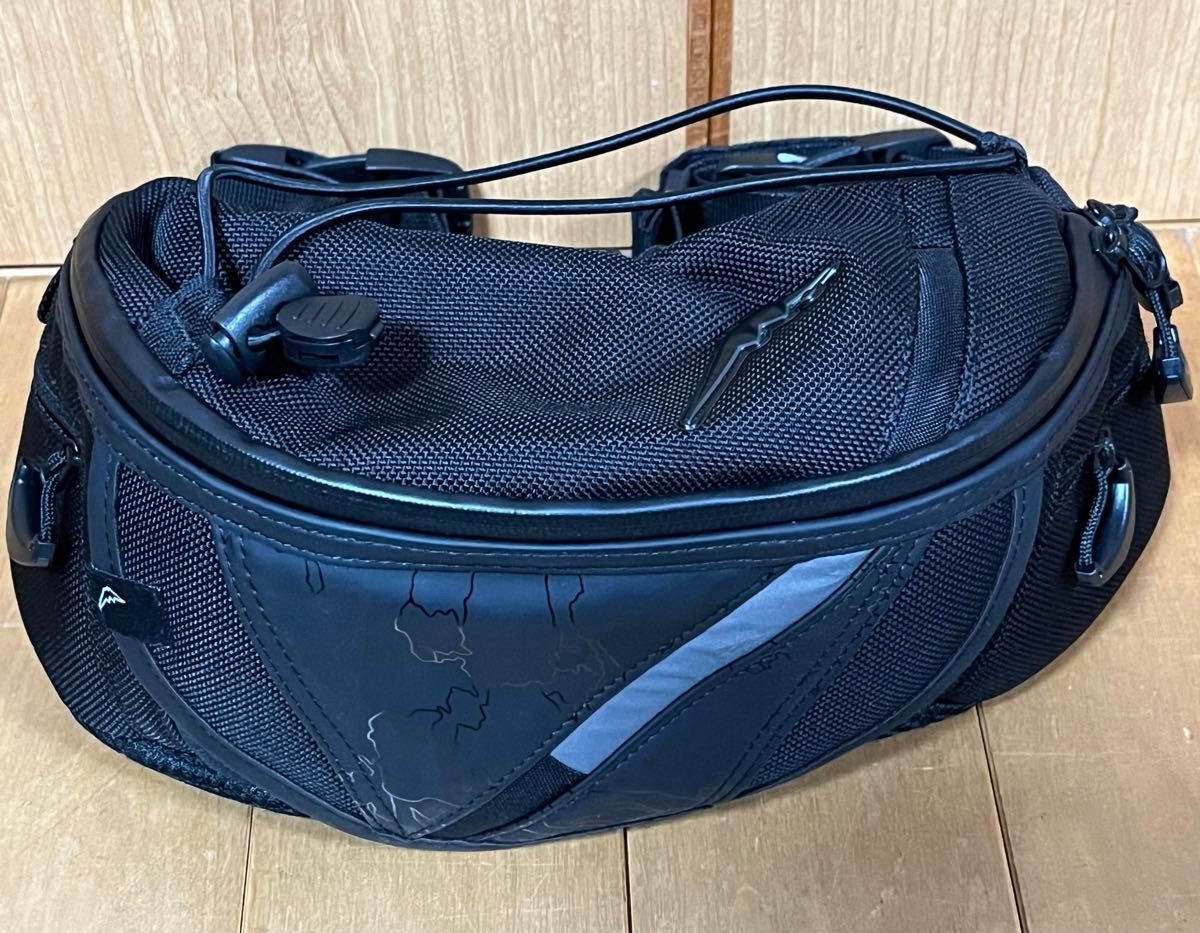 超美品】クシタニ(Kushitani) ウエストバッグ 限定品 ブラック 超美品】クシタニ(Kushitani) ウエストバッグ 限定品 ブラック