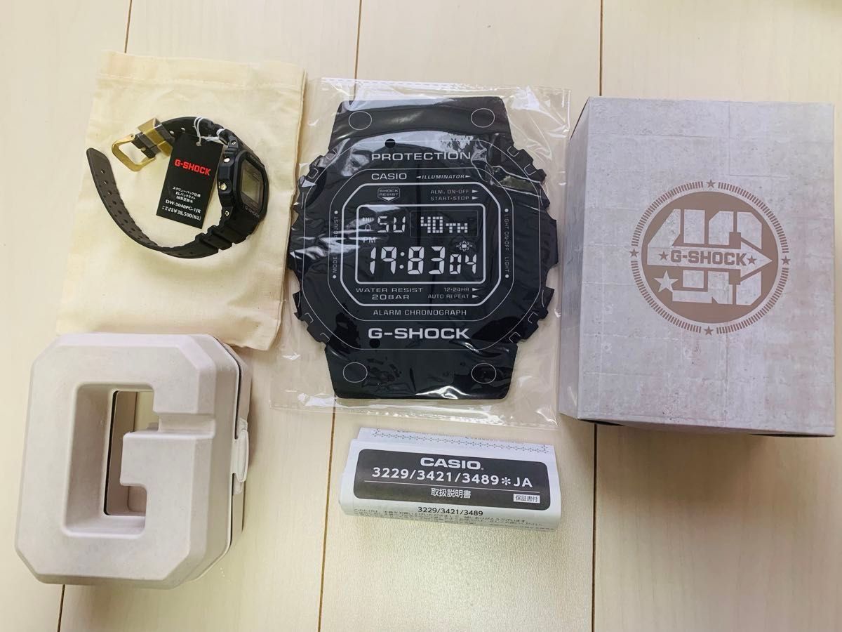 G-SHOCK DW-5040PG-1JR 40周年限定モデル