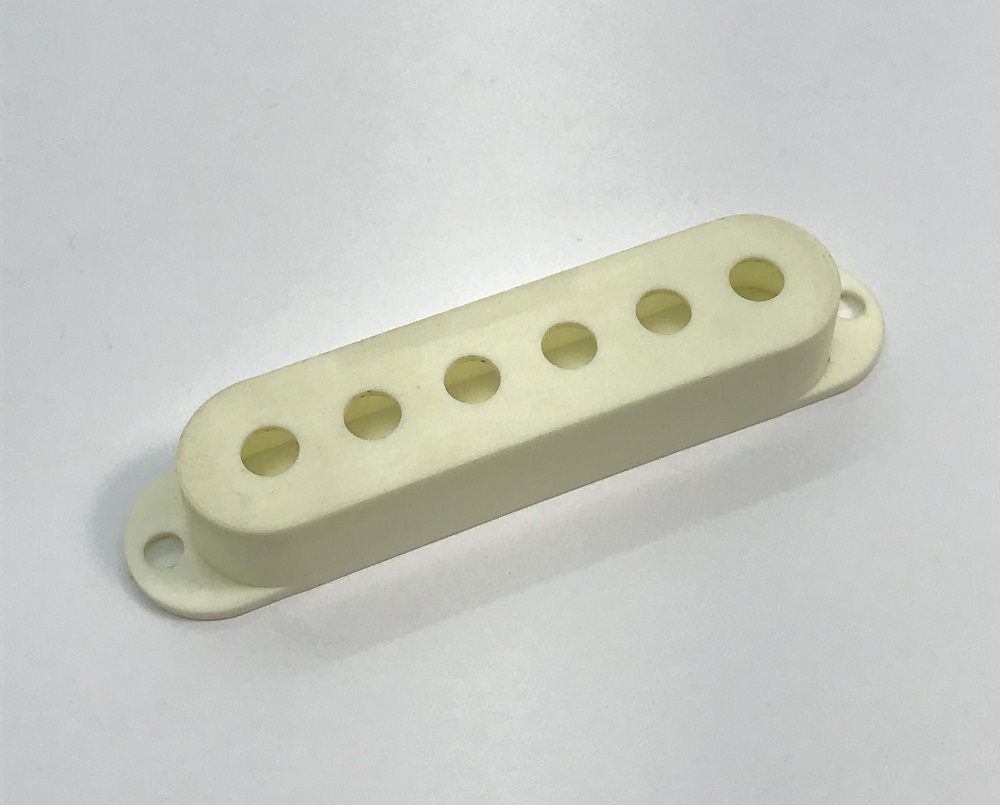 Fender USA 1970年代 STRATOCASTER PICKUP COVER 1個_画像3