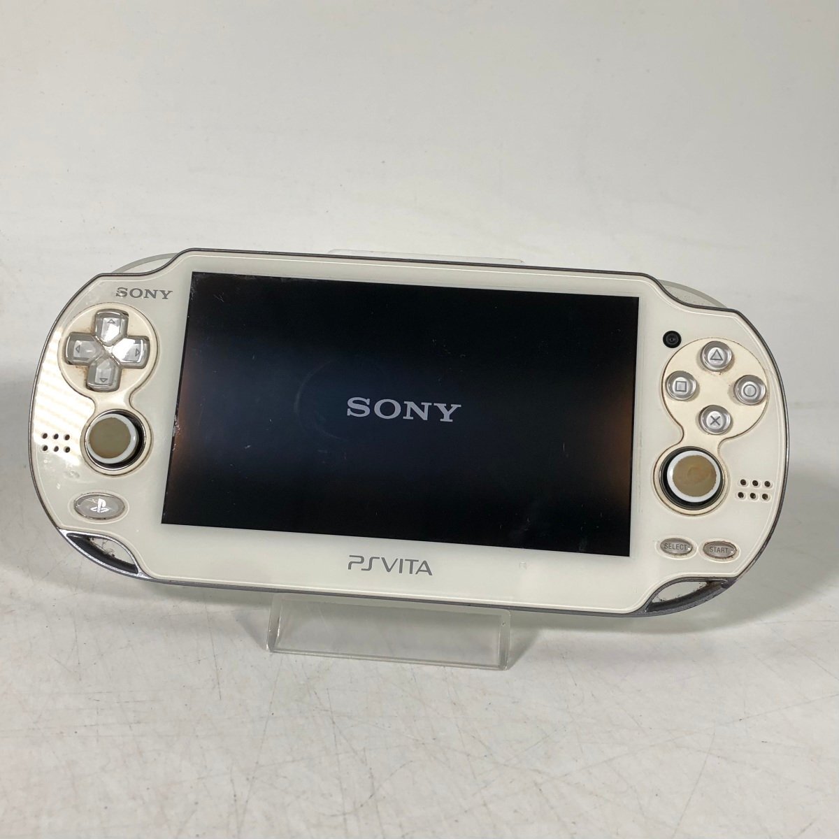  used with defect PSVita PCH-1100 white 
