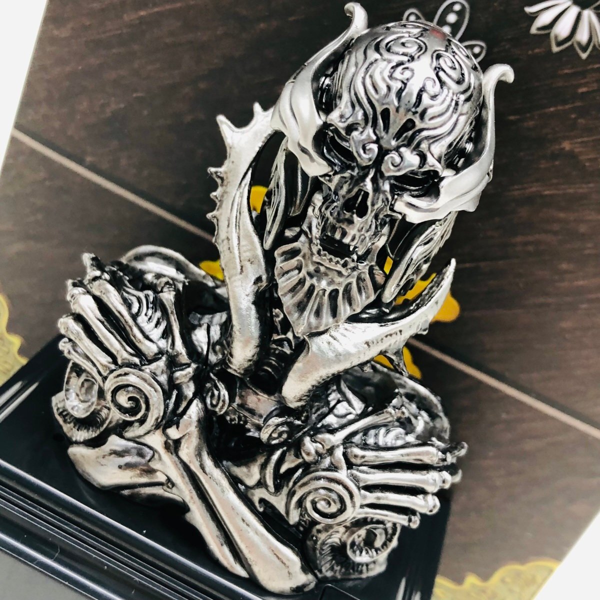 中古品 TAMASHII Lab 牙狼 GARO 魔導輪ザルバの画像1