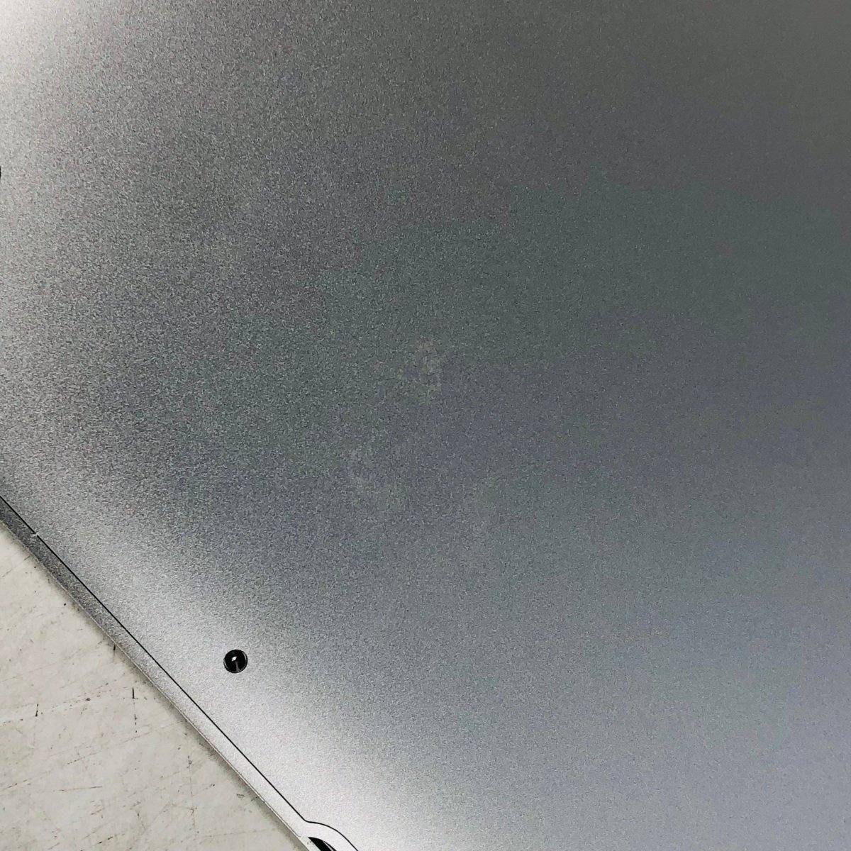 ジャンク MacBook Air 13インチ (Early 2015) Core i5 1.6GHz/8GB/SSD 256GB MJVG2J/Aの画像9