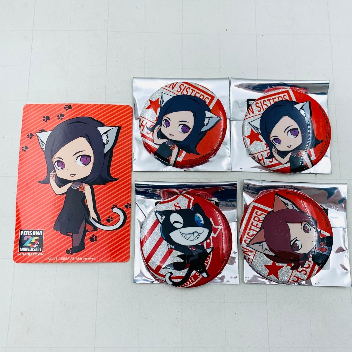 中古品 ペルソナ PERSONA 25th Anniversary in NAMJATOWN グリッター缶バッジコレクション P2 主人公 P5 モルガナ ステッカー付きの画像1