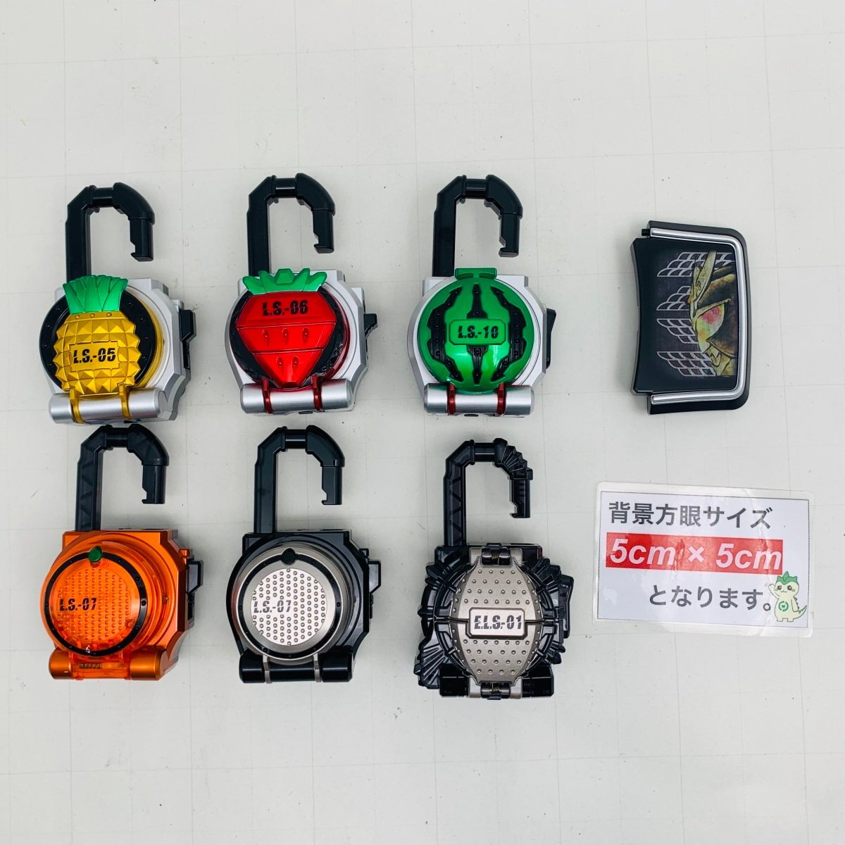 中古品 CSM 仮面ライダー鎧武 ロックシード 鎧武セット_画像2