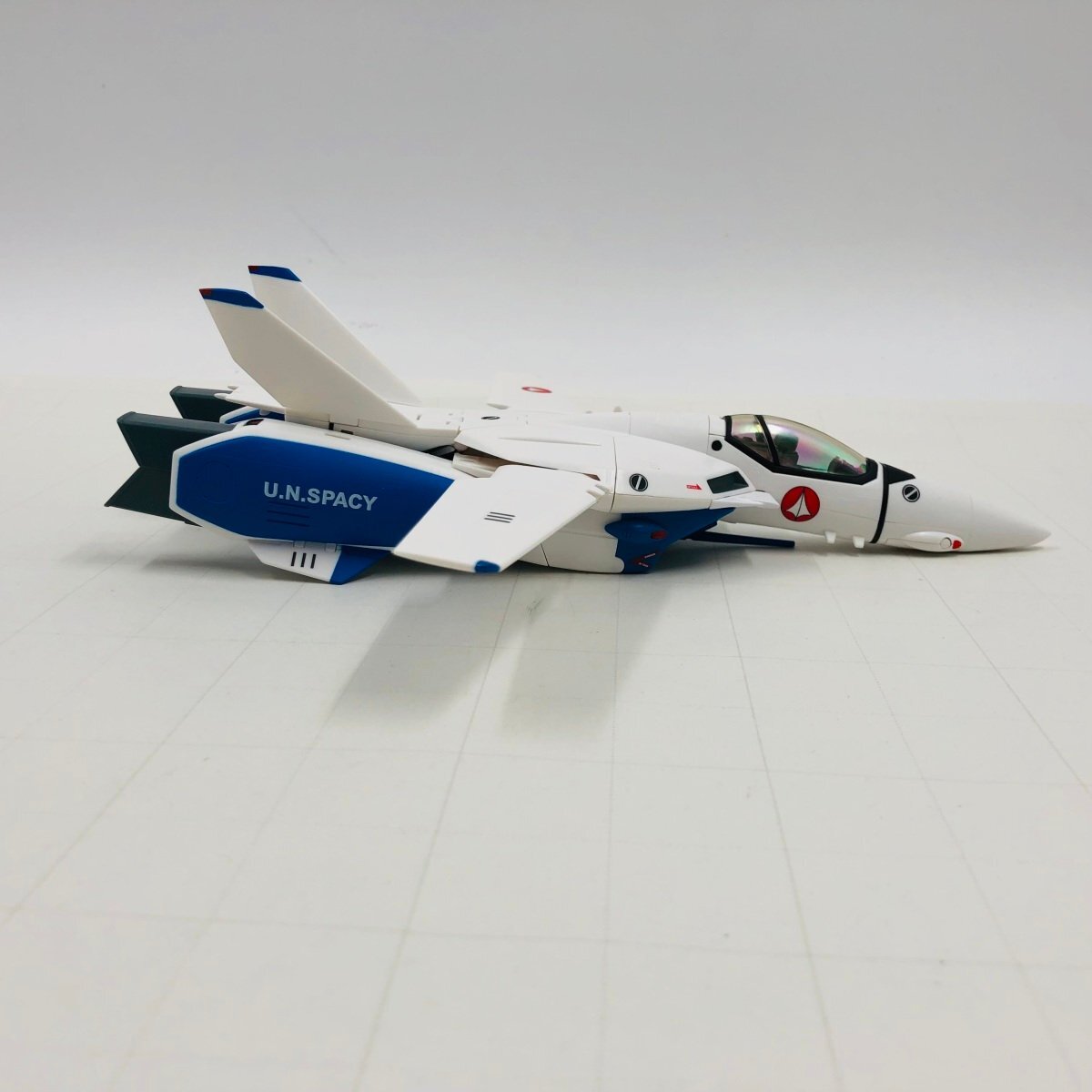 中古品 やまと MACROSS 完全変形 超時空要塞マクロス 1/60 VF-1A マクシミリアン・ジーナス機_画像5