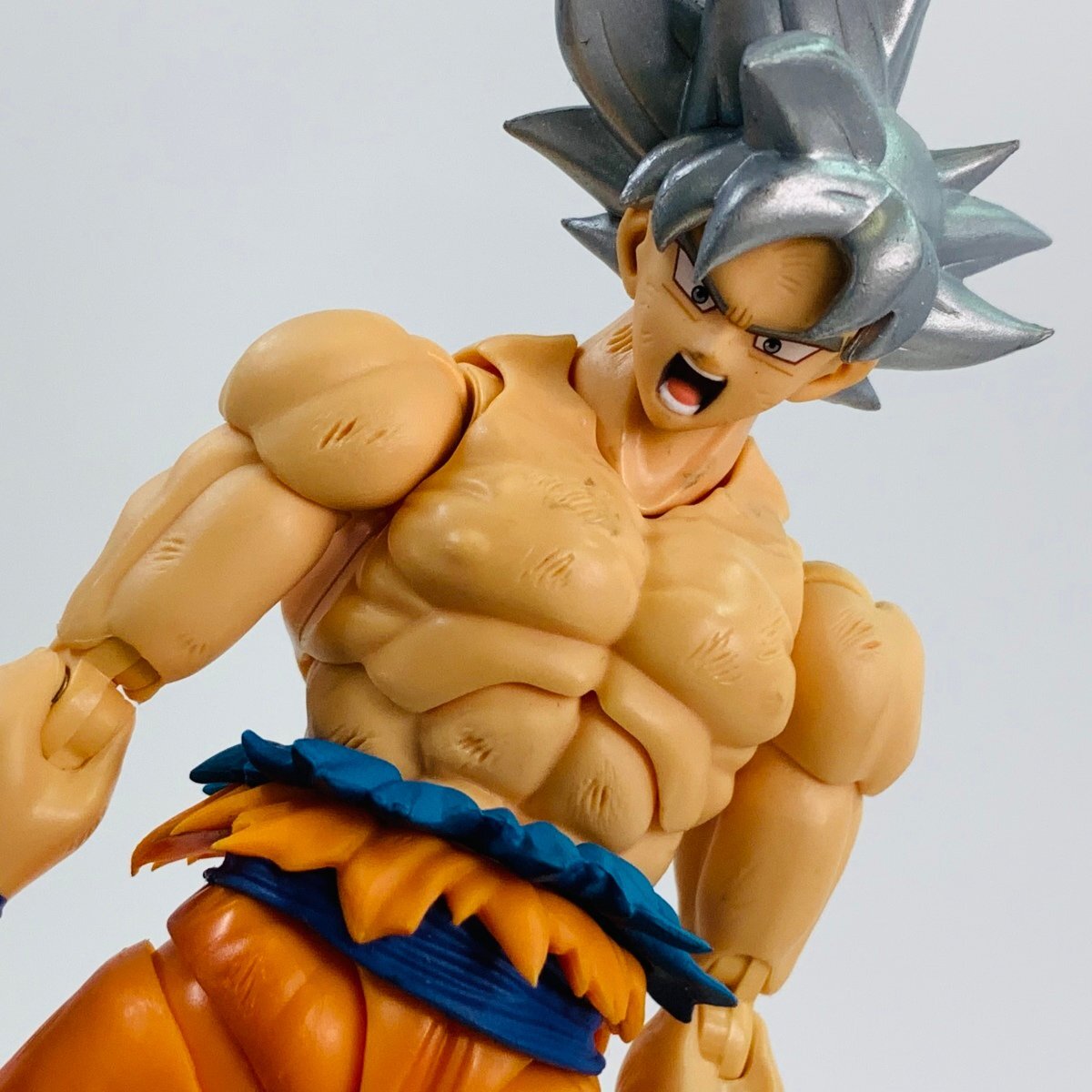 サマーセール ミニグランド バンドル 難あり中古品 S.H.Figuarts フィギュアーツ ドラゴンボール超 孫悟空 身勝手の極意 孫悟空