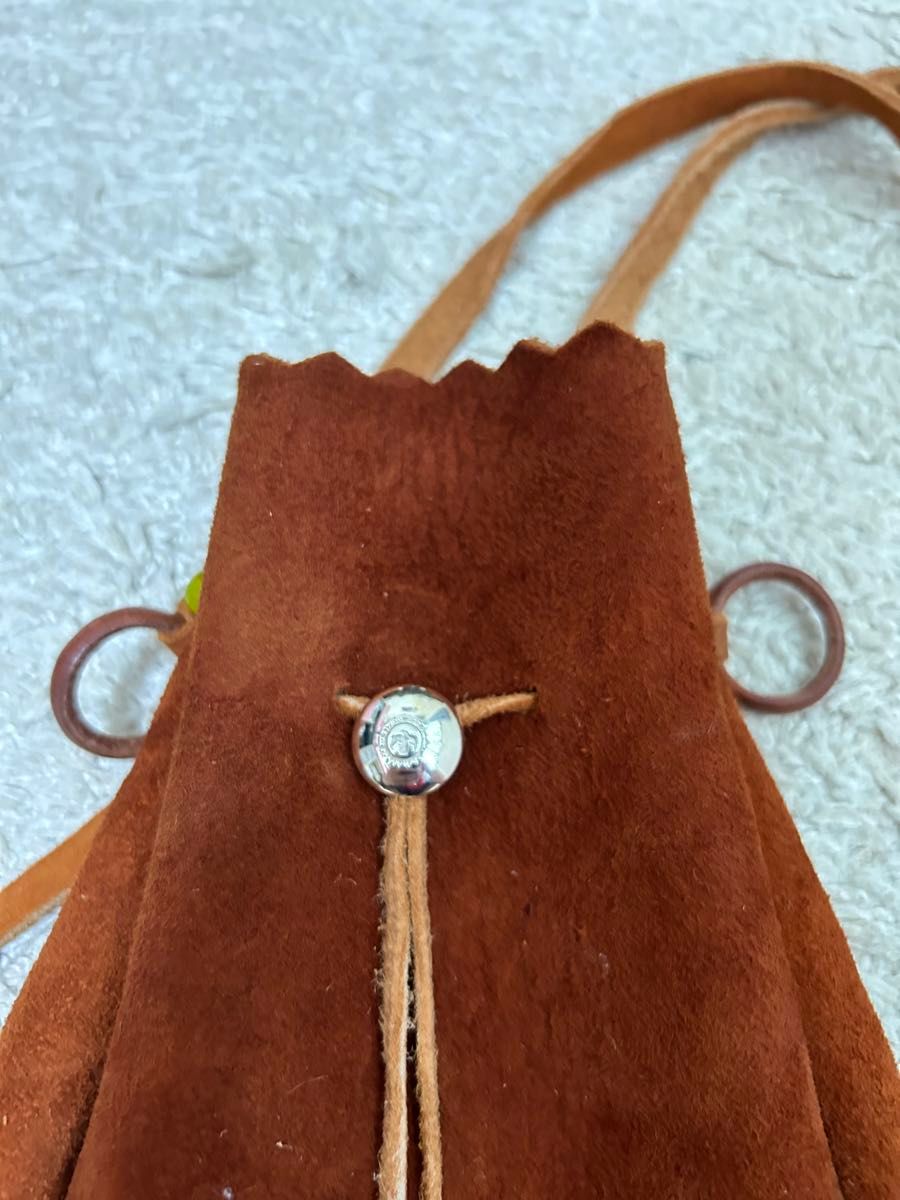 ゴローズ 巾着ポーチ L 刻印コンチョ付き goros 赤茶 巾着バック ゴローズ 巾着ポーチ L 刻印コンチョ付き goros 赤茶 巾着バック