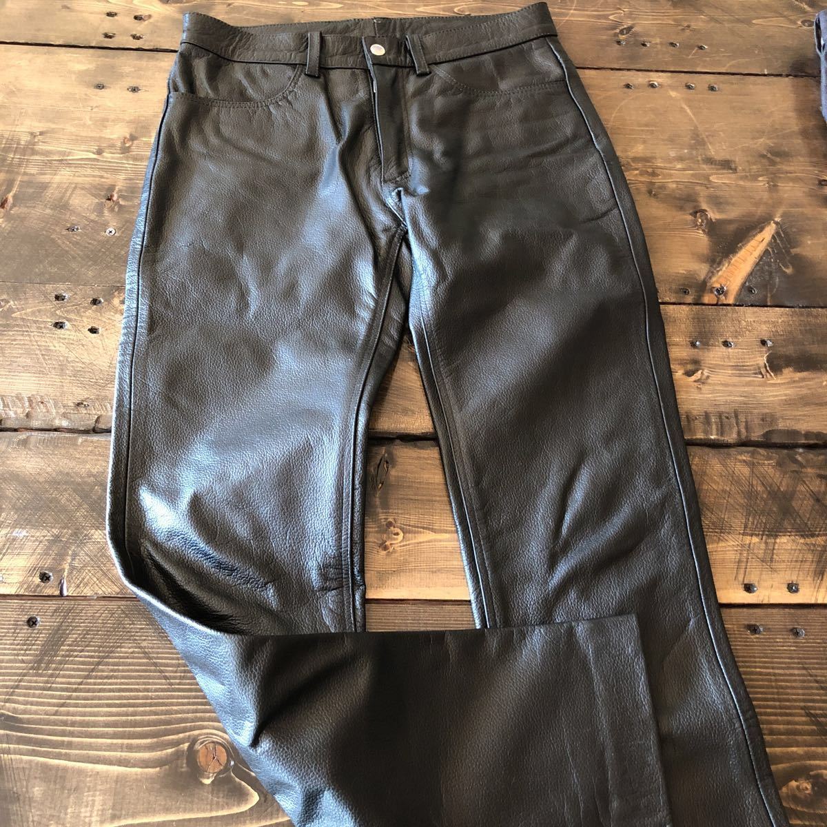 一枚 本革 FREEDOM フリーダム 牛革 黒 レザーパンツ 革パンツ ロック-