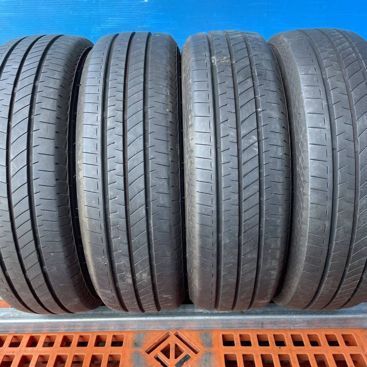 155/65R14 ブリヂストンREGNO 155/65R14 サマータイヤ　4本　2023年製造_画像1