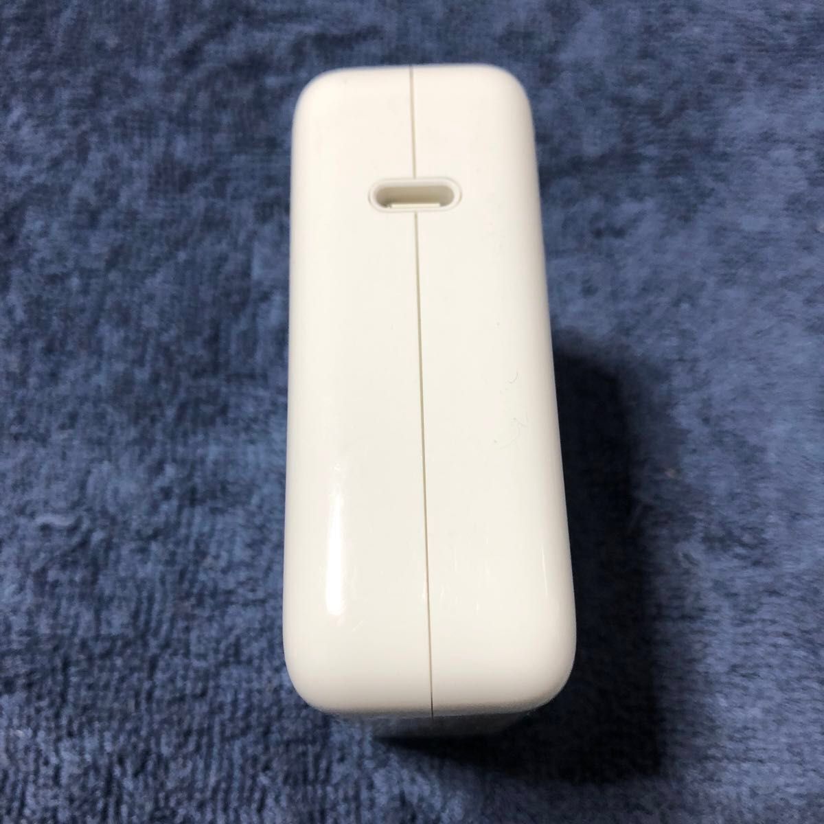 61W Apple USB-C Power Adapter ACアダプター A1718【中古】