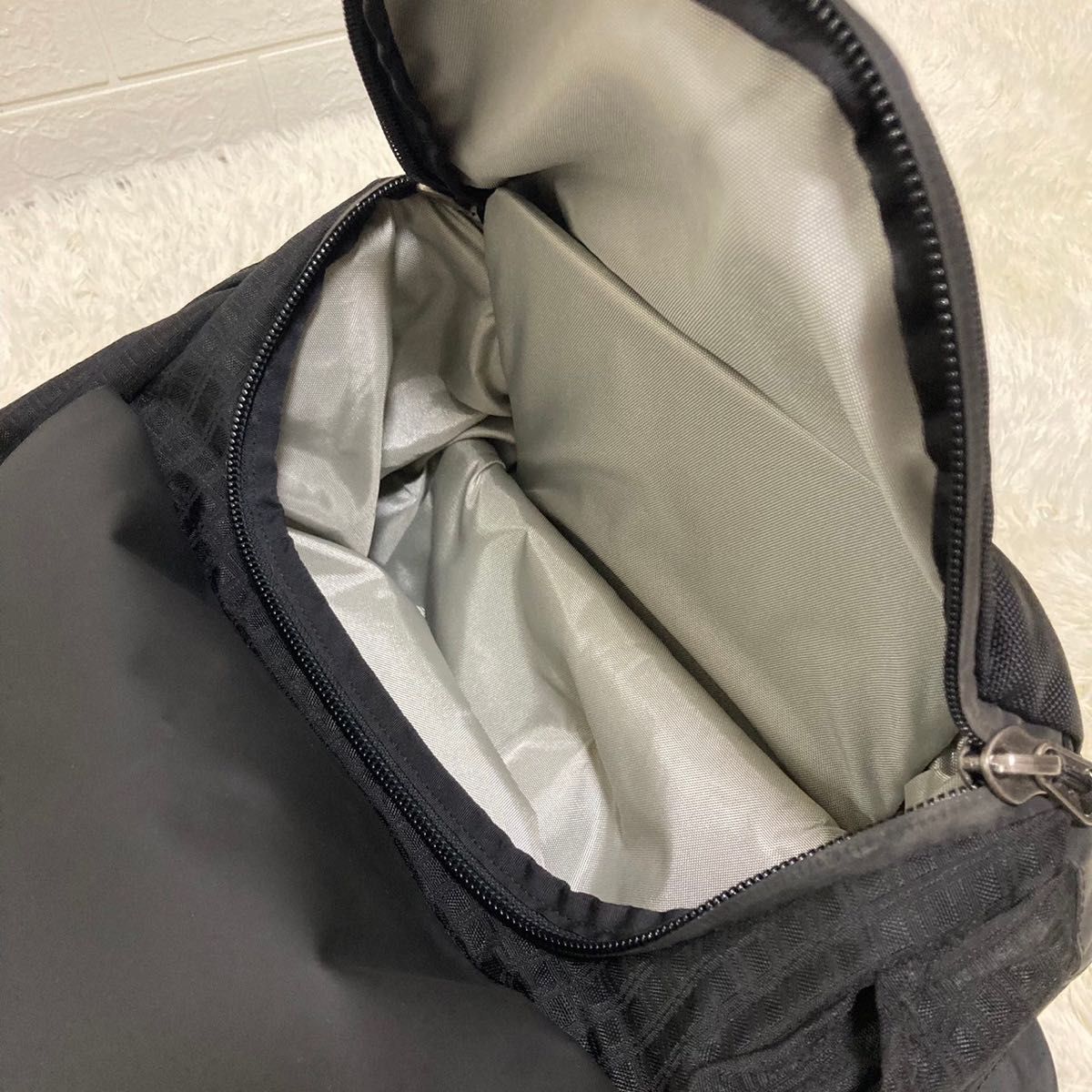 美品】Patagonia パタゴニア キャリーバッグ キャリーケース 美品】Patagonia パタゴニア キャリーバッグ キャリーケース