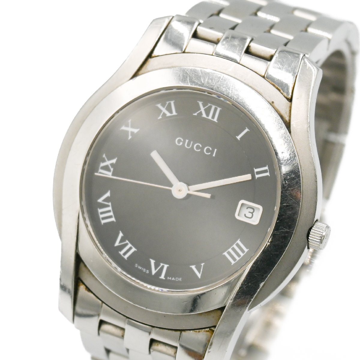 1 иен работа с футляром GUCCI Gucci 5500M QZ кварц Date 3 стрелки чёрный циферблат серебряный SS мужские наручные часы раунд бренд 343120240507