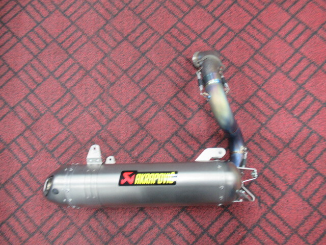 AKRAPOVIC アクラポビッチ M-KTMRT30-AF KTM 690DUKE チタン フルエキゾーストサイレンサー_画像1