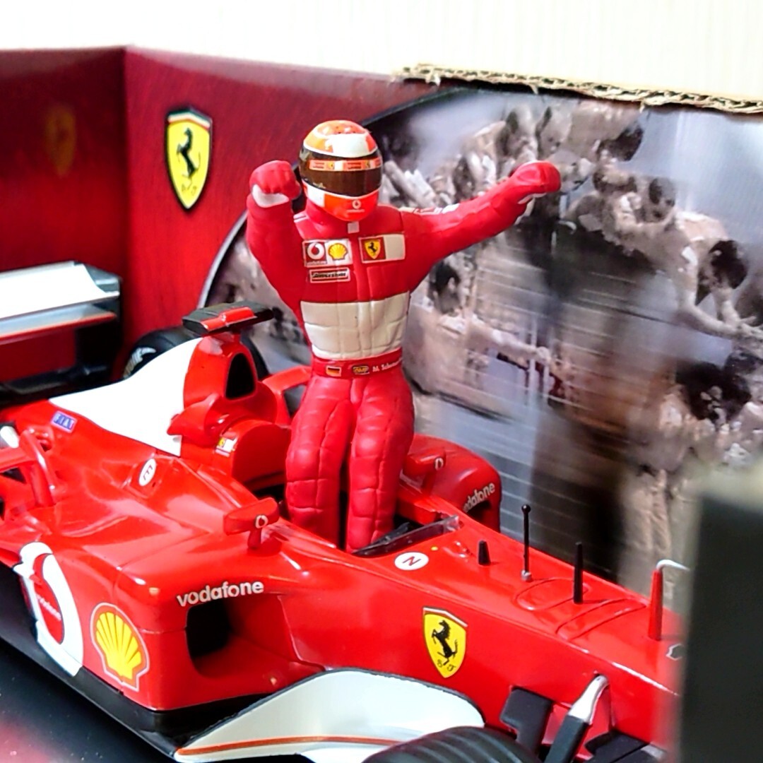 テ13【100】1円～ ホットウィール 1/18 ミニカー フェラーリ ミハエル・シューマッハ Ferrari M.Schumacher 2004 ワールドチャンピオン_画像5