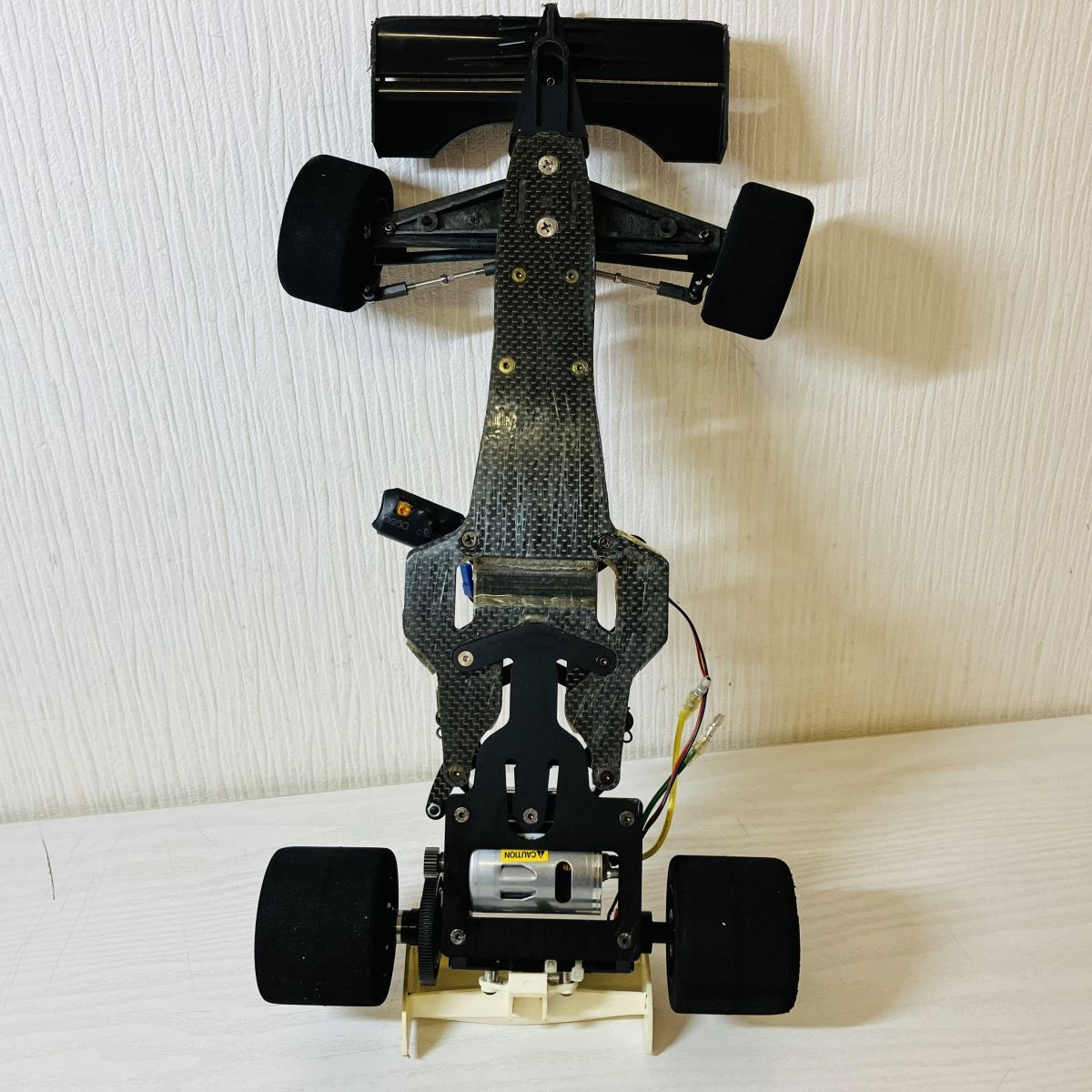 別8【100】1円～ タミヤ TAMIYA F104 WGP シャーシ ジャンク ラジコン パーツ 電動RC_画像3