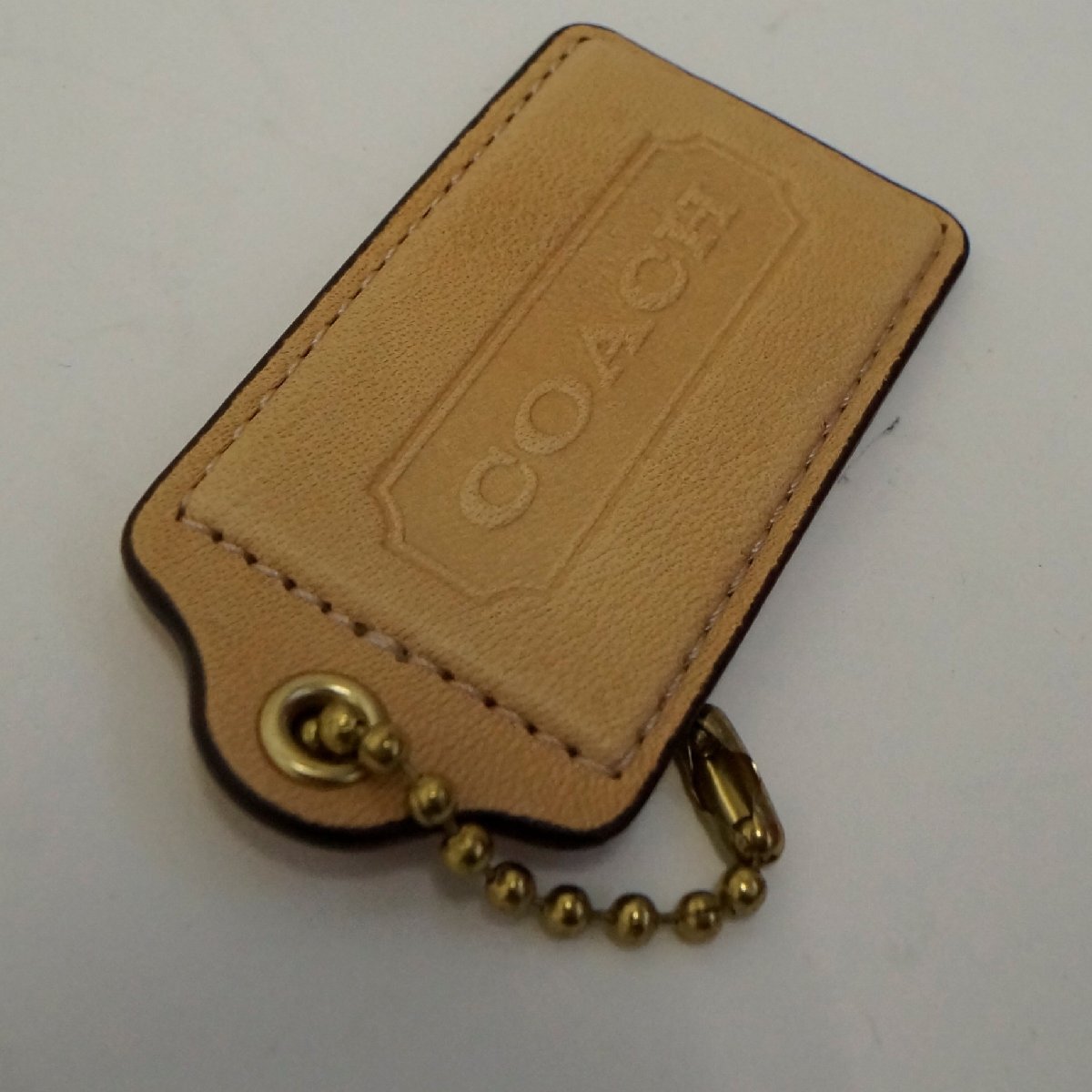 中古 COACH コーチ キーホルダー バックチャーム ロゴプレート レザー 2個セット 茶_画像4