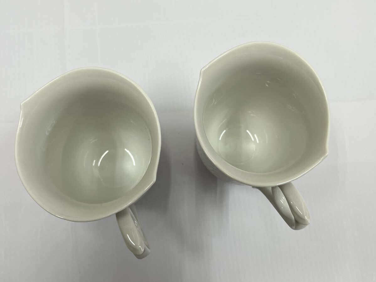 【45028.0510R】☆中古品☆MEISSEN　マイセン　波の戯れ　カップ＆ソーサー　2客　箱付き　ペア　ホワイト_画像5