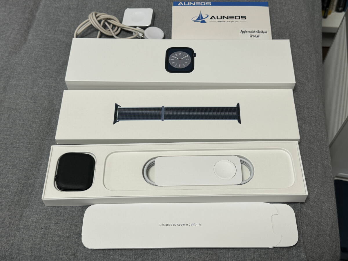 Apple Watch Series 8 45mm GPS model midnight aluminium case + storm blues Poe tsu loop extra attaching 