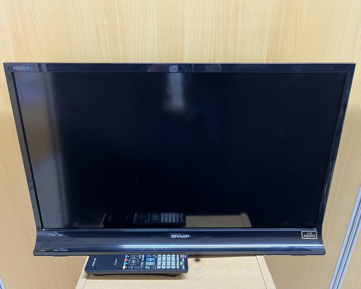 現状 保管品 【 SHARP 液晶カラーテレビ LC-32J9 32V リモコン B-CAS 】 シャープ アクオス AQUOS テレビ カラー リモコン付 ブラック_画像1