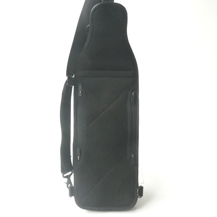 美品 日本製 PORTER ポーター HEAT ヒート SLING SHOULDER BAG バリスティックナイロン スリング ショルダーバッグ 黒 参考価格￥38,500-の画像3