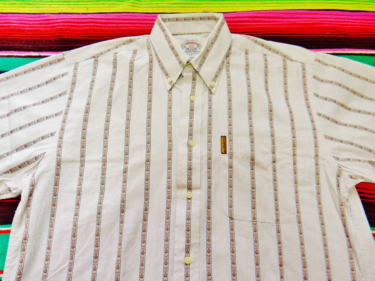 ARMANI JEANS／アルマーニジーンズ　織地の入った総柄B.Dシャツ　Mサイズ　イタリア製　着用の少ない美品_画像6