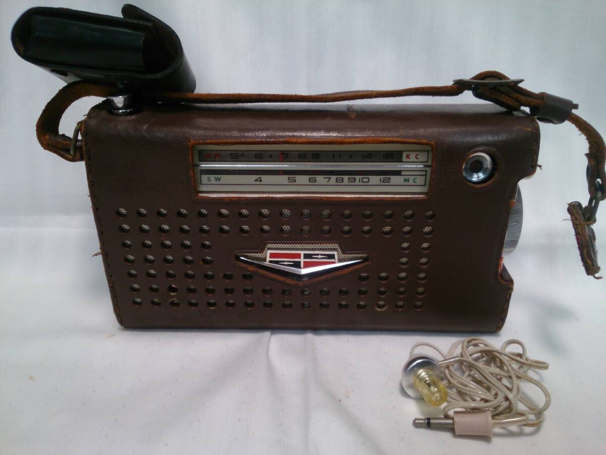  retro color *MITUBISHI*8 transistor. radio *8X-584A* leather case attaching * Showa Retro * interior *JAPAN