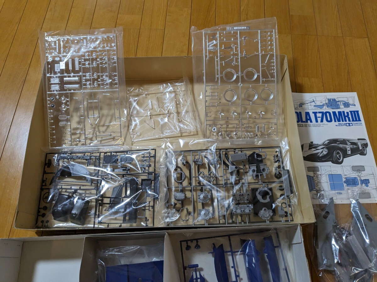 1/12 タミヤ 製 ローラ T-70 MKIII 未組み立て ディスプレイ ビックスケール t70 デカール2セット TAMIYA プラモデル lola - GT 1/12 タミヤ 製 ローラ T-70 MKIII 未組み立て ディスプレイ ビックスケール t70 デカール2セット TAMIYA プラモデル lola - GT