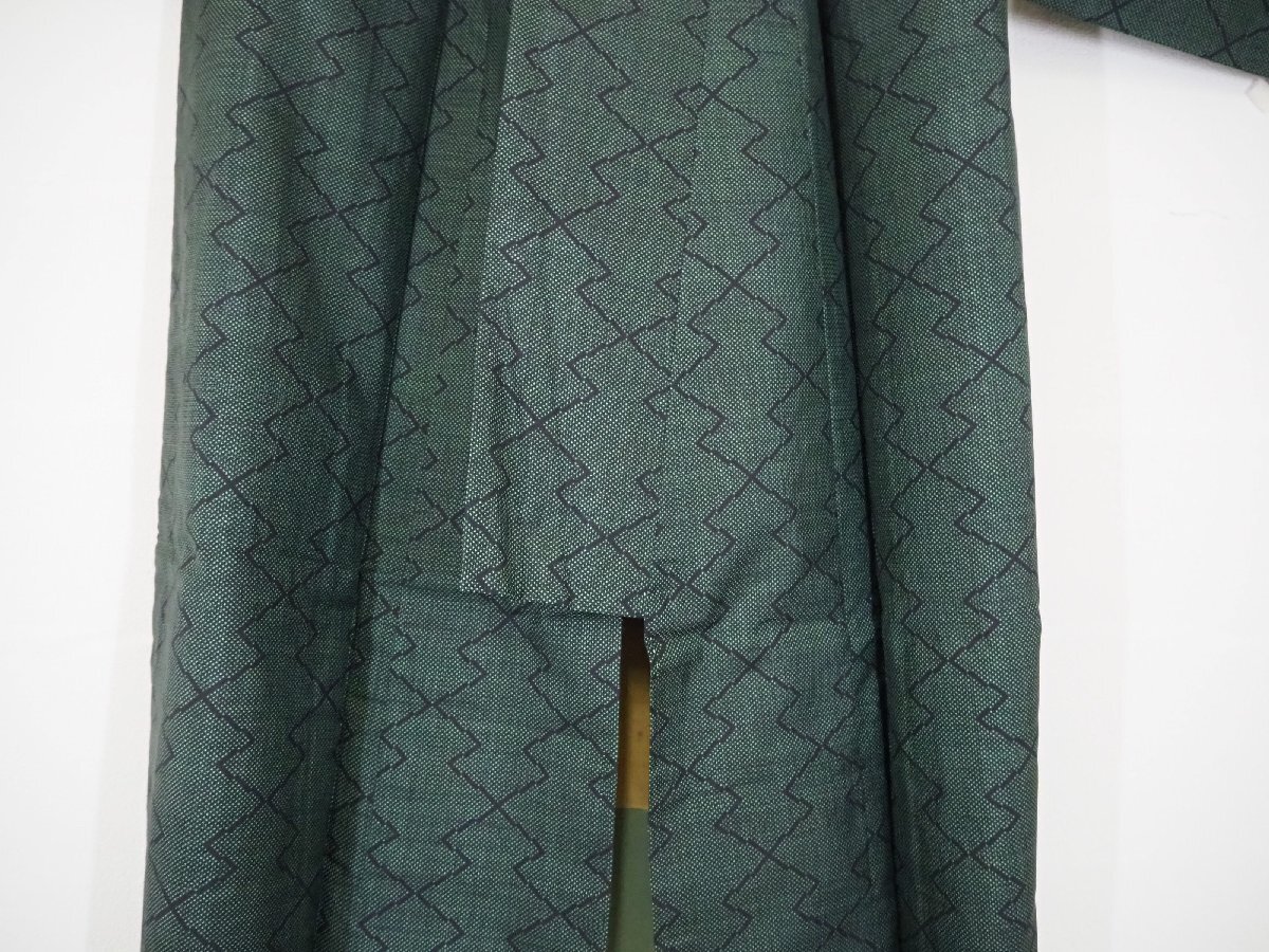 ** ④ Japanese clothes kimono green color black color . equipment for from stylish put on dressing practice for / kimono lining . some stains have [ kimono small articles / remake cloth ]**