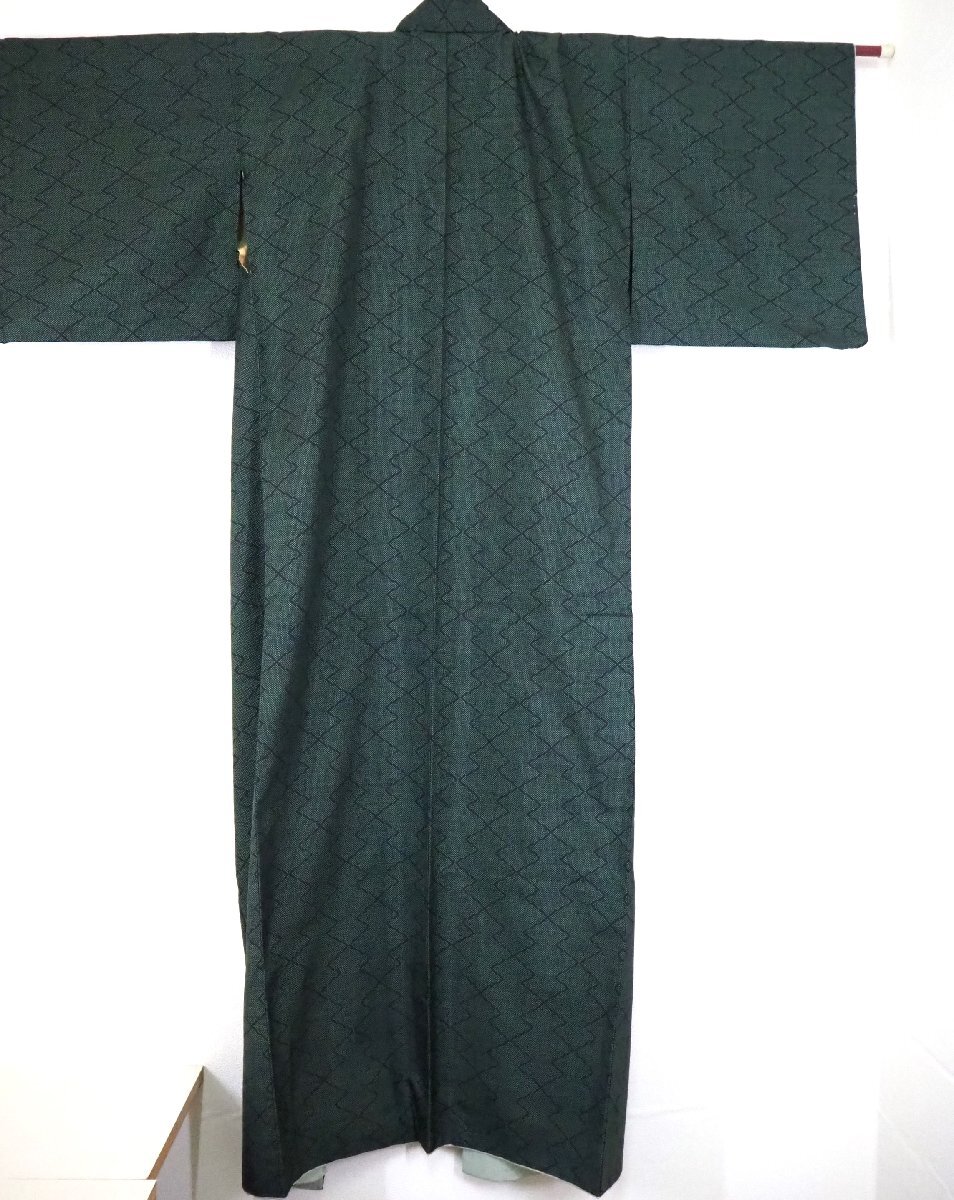 ** ④ Japanese clothes kimono green color black color . equipment for from stylish put on dressing practice for / kimono lining . some stains have [ kimono small articles / remake cloth ]**