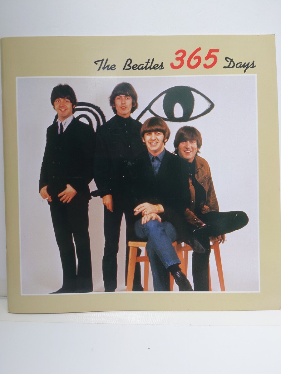 The Beatle 365 Days ザ・ビートルズまつわる365日の記録　当時の貴重なカラーフォト含む_画像1