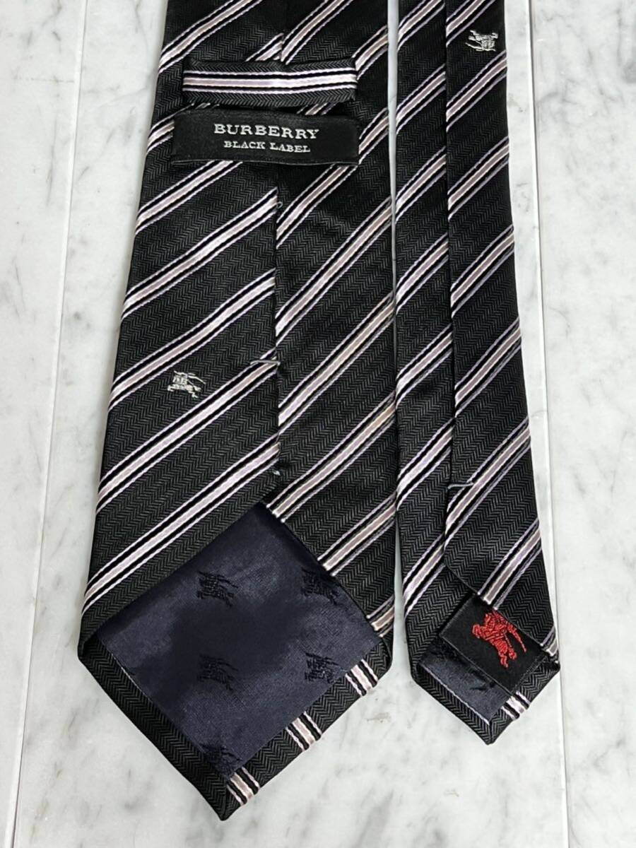 699円～ BURBERRY BLACK LABEL ネクタイ ブラック ストライプ ワンポイントロゴ ホース (GB3)_画像4