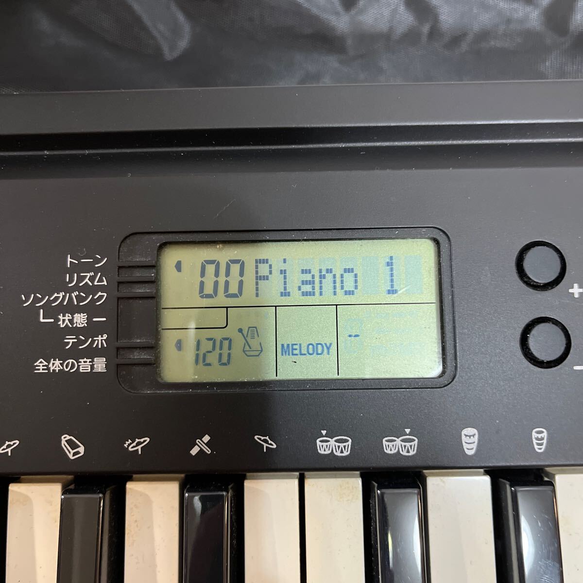 カシオ（CASIO）電子キーボード Casiotone　CTK-240 ブラック 通電 動作確認済み ソフトケース付き キーボード 楽器 練習 ※引取可_画像3