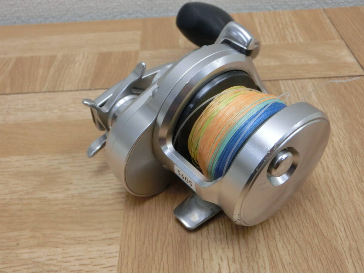 世界の of/310987/2405/シマノ SHIMANO 1500HG/右 オシアジガー 17 ジギング 両軸 ベイトリール シマノ