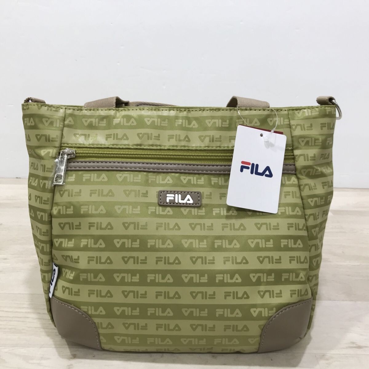  не использовался FILA filler нейлон ручная сумочка оттенок зеленого [C3420]