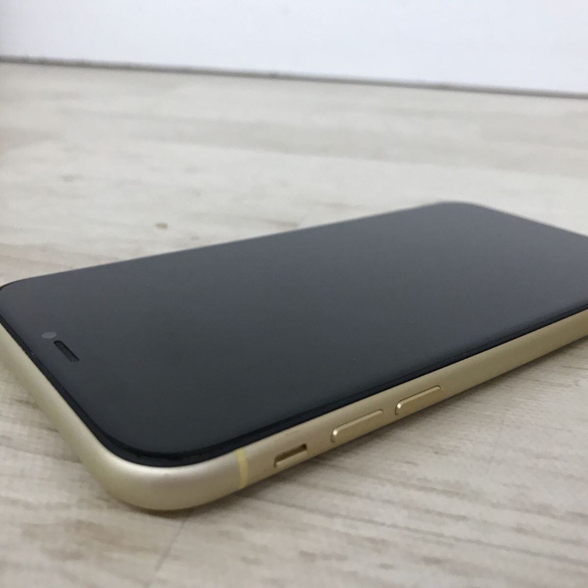 送料185円 SIMロック解除 au Apple iPhoneXR 128GB イエロー A2106 MT0Q2J/A[C3243]の画像8