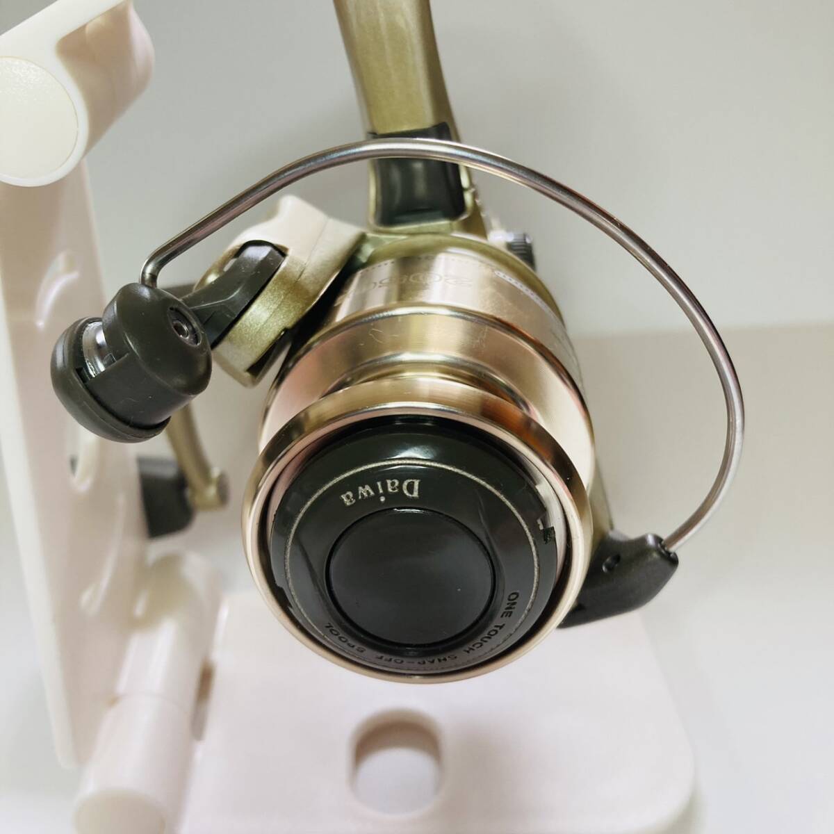 6999円 未使用 美品 ダイワDaiwa トーナメント-S 2050i 6999円 未使用 美品 ダイワDaiwa トーナメント-S 2050i