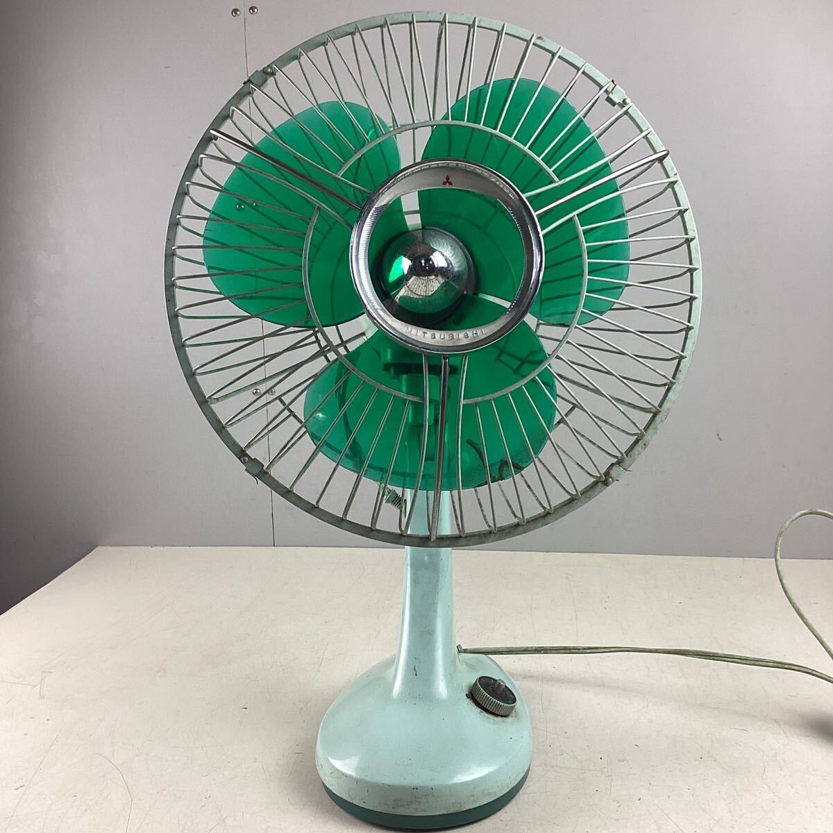 k5120 Mitsubishi electric fan D-30NH Showa Retro 30cm standard .NH green MMC that time thing antique Vintage electrical appliances operation verification settled used 