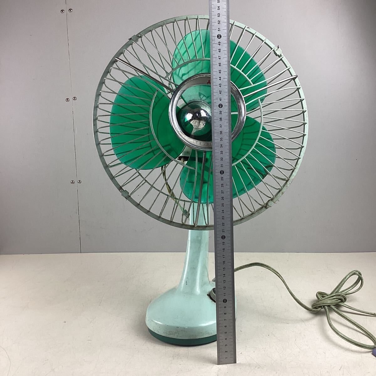 k5120 Mitsubishi electric fan D-30NH Showa Retro 30cm standard .NH green MMC that time thing antique Vintage electrical appliances operation verification settled used 