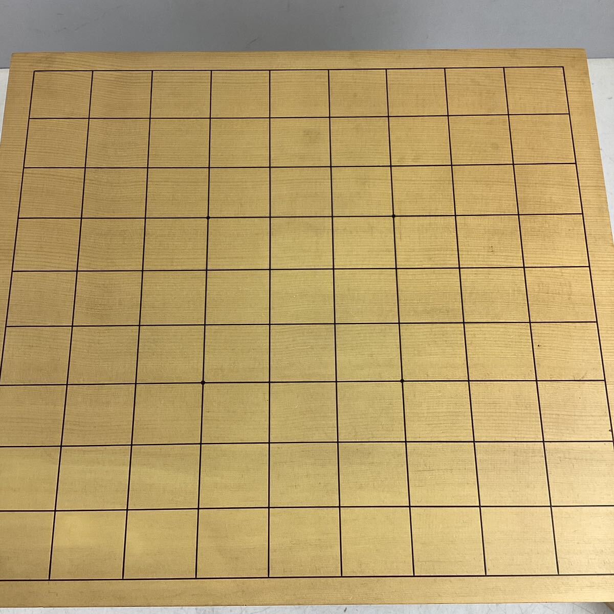 o527 将棋盤 将棋駒 天童特産 木製 へそあり 脚付き 厚み17.5cm 中古の画像2