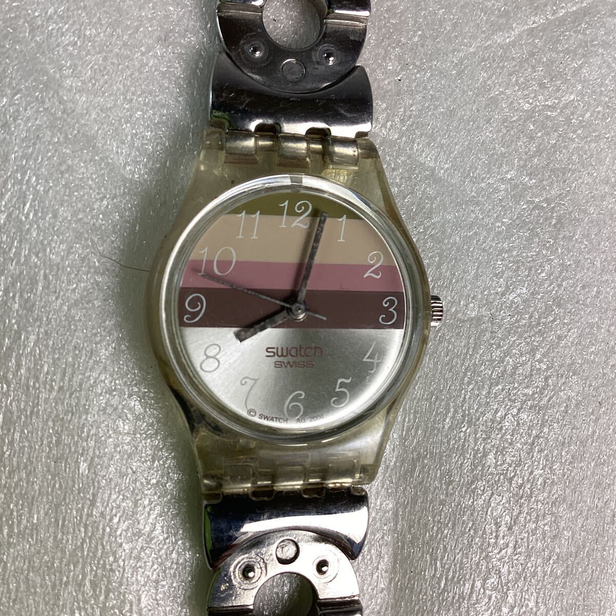 y538 swatch SWISSレディース 腕時計 女性用 メタルバンド スウォッチ スイス ブランド時計 ブレスレット 当時物 不動品 ジャンク_画像4