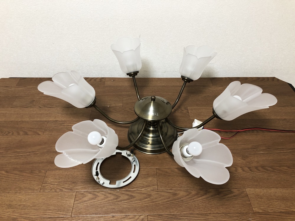  Toshiba chandelier IC-8726-6G brass old beautiful finish ( steel sheet ) glass f Lost * relief pattern entering ~10 tatami for Mini kli60W shape 6 light TOSHIBA lighting has confirmed 