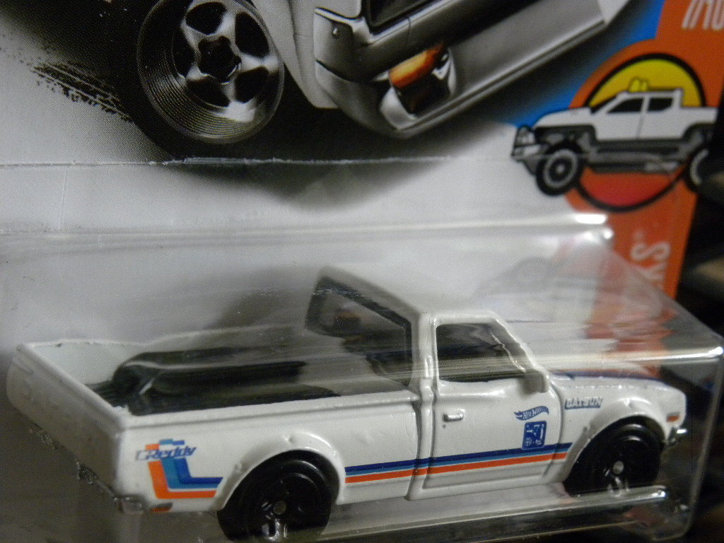 即決☆☆DATSUN 620 HW HOT TRUCKS WHT ダットサン 620_画像5