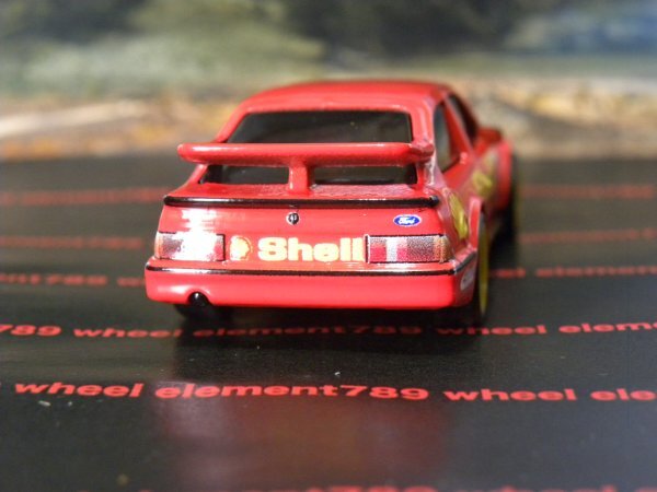 即決 ルース☆☆'87 FORD SIERRA COSWORTH SHELL フォード　シエラ コスワース　 プレミアモデル　HOT WHEELS ホットウィール_画像6