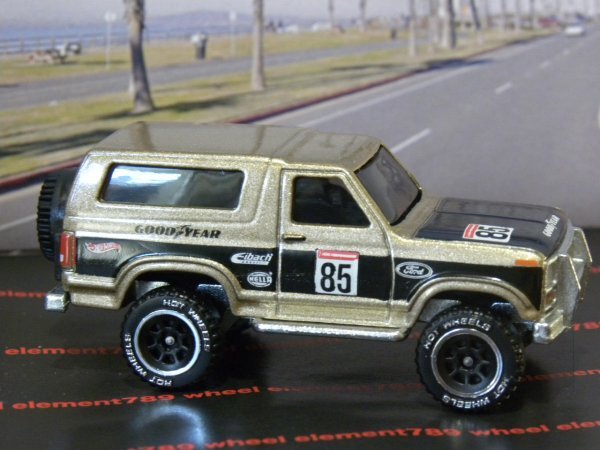即決☆☆ルース 1985 フォード ブロンコ '85 Ford Bronco TUBULAR TRUCKS ホットウィール Hot Wheels_画像2