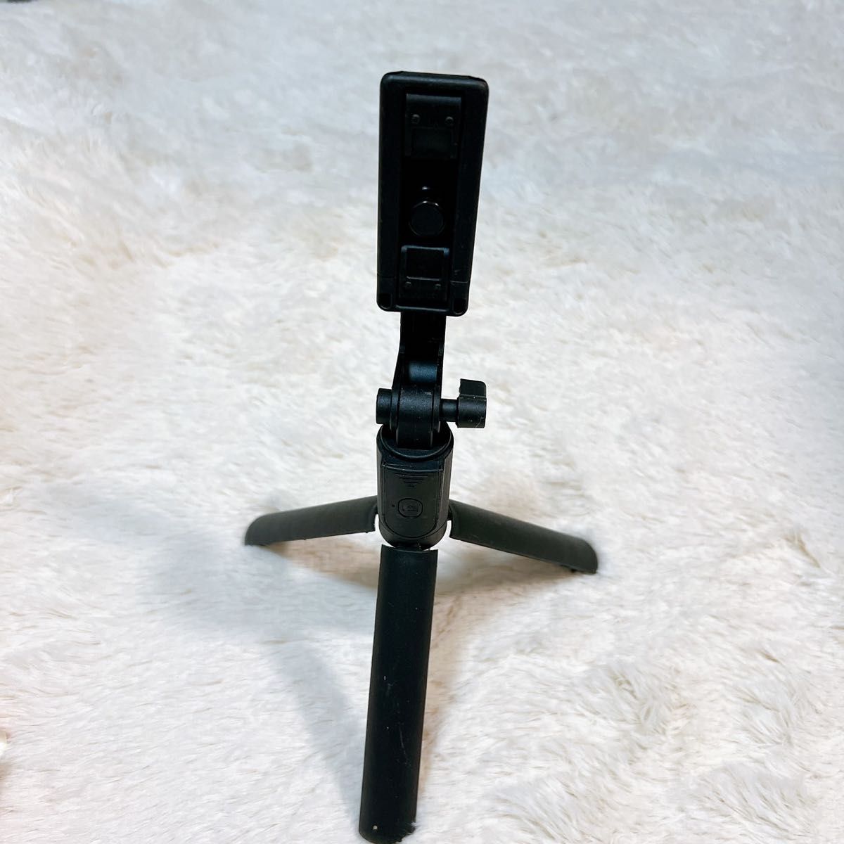 自撮り棒 セルカ棒 三脚 Bluetooth スマホ リモコン ライト付き 黒