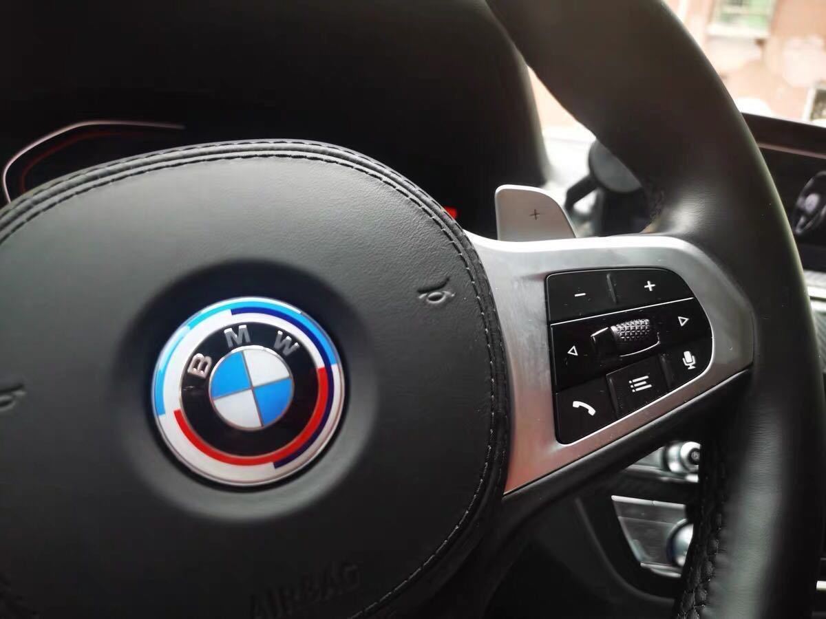 BMW エンブレム ステッカー ステアリング ハンドル シール バッジ 45mm 50周年限定の画像2
