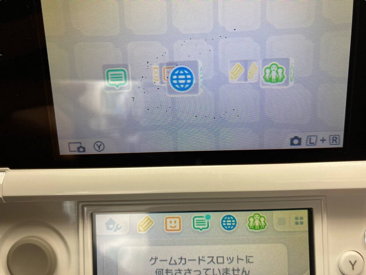 【1円 ジャンク】動作確認済み 訳アリ 任天堂/Nintendo 3DS ホワイト 本体 ソフト2本付き CTR-001の画像4