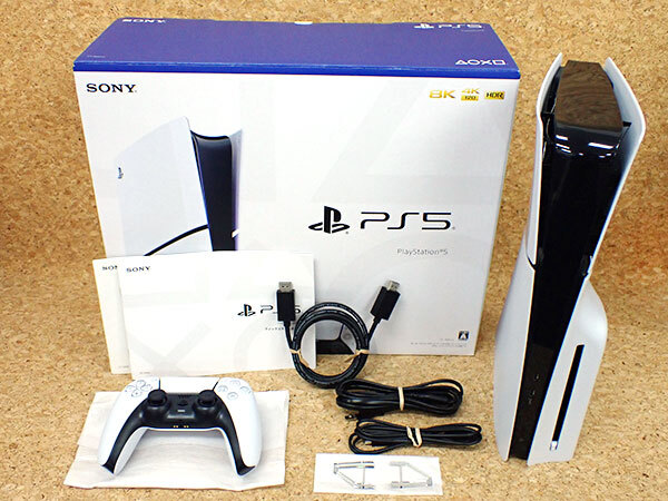 人気【中古】新型 PlayStation 5 slim 通常版 CFI-2000A01 ディスクドライブ搭載モデル 本体 PS5 SONY(PEA290-1)_画像1